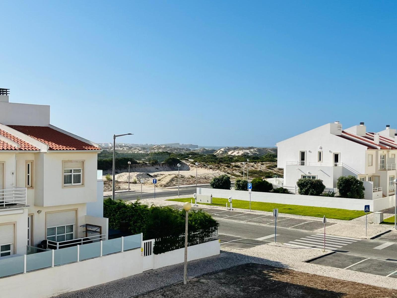 Sandycamps Surf House Đảo Đảo Baleal Ngoại thất bức ảnh